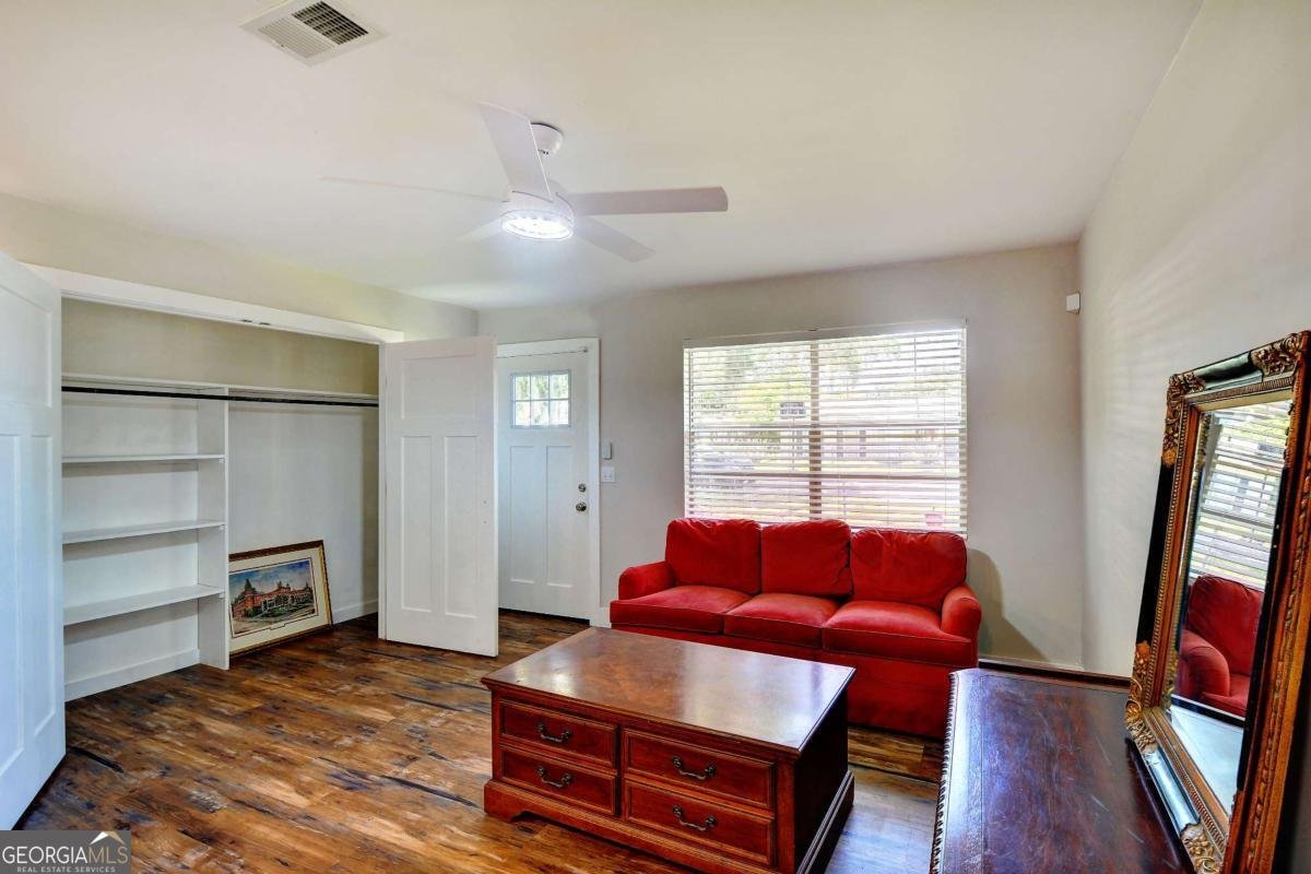 828 Lee Street Brunswick - 5