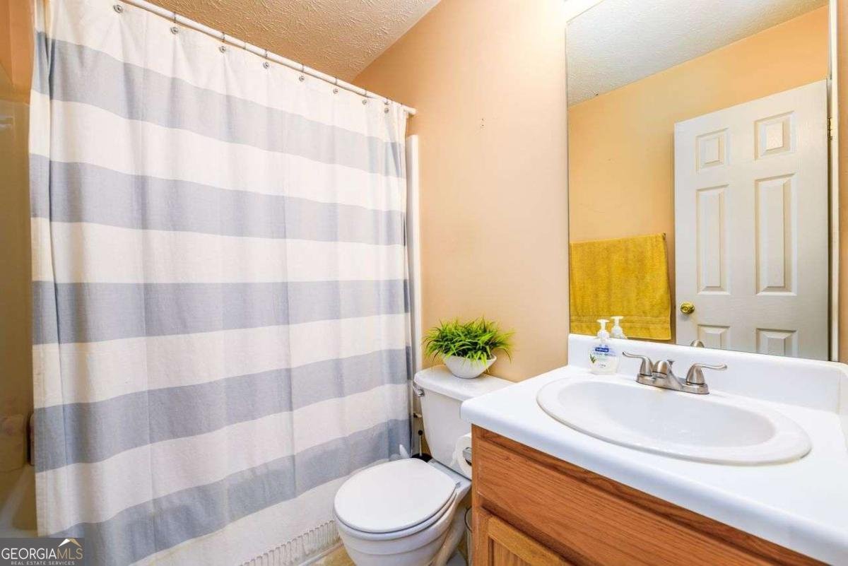 455 Lakeside Circle Covington - 22