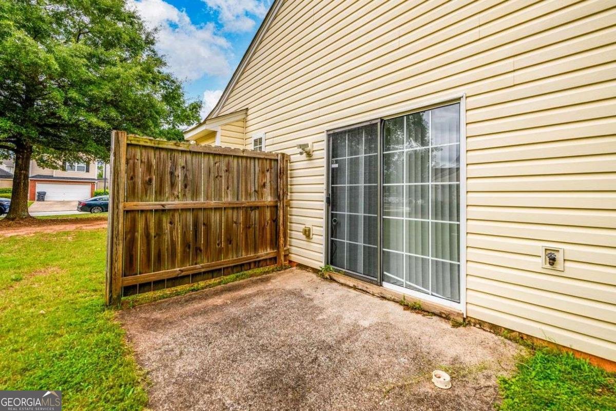 455 Lakeside Circle Covington - 24