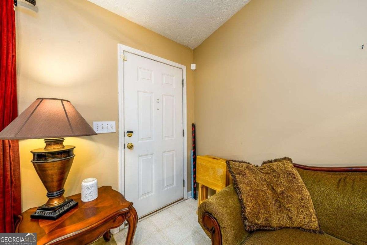 455 Lakeside Circle Covington - 3