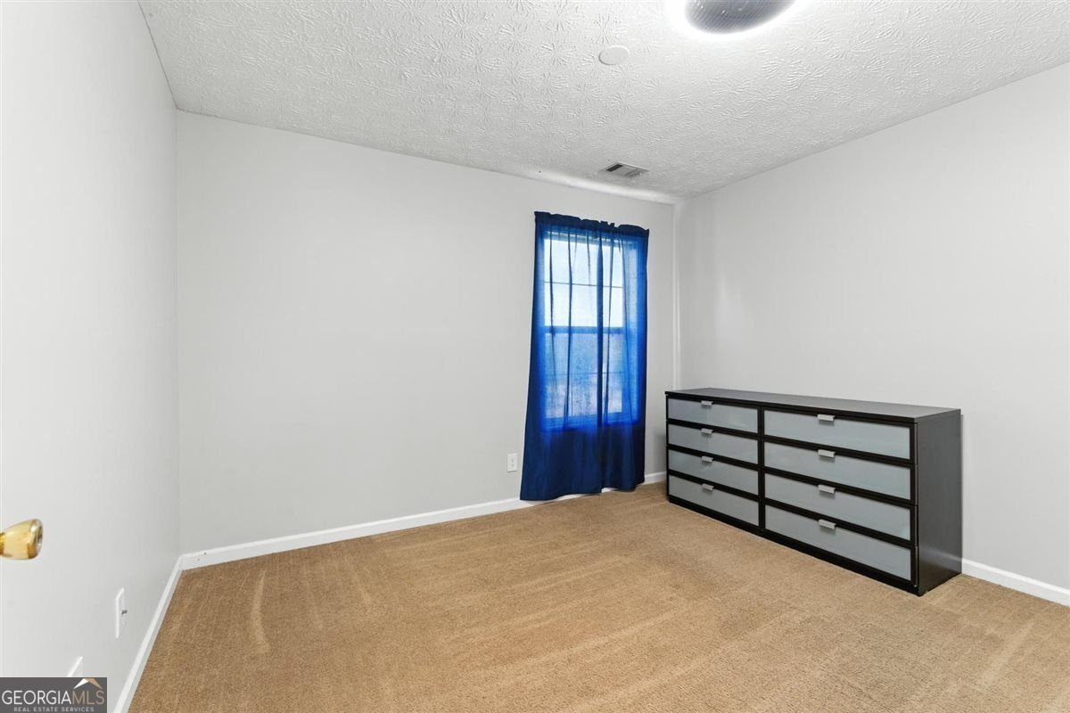 150 Crestworth Xing Powder Springs - 25