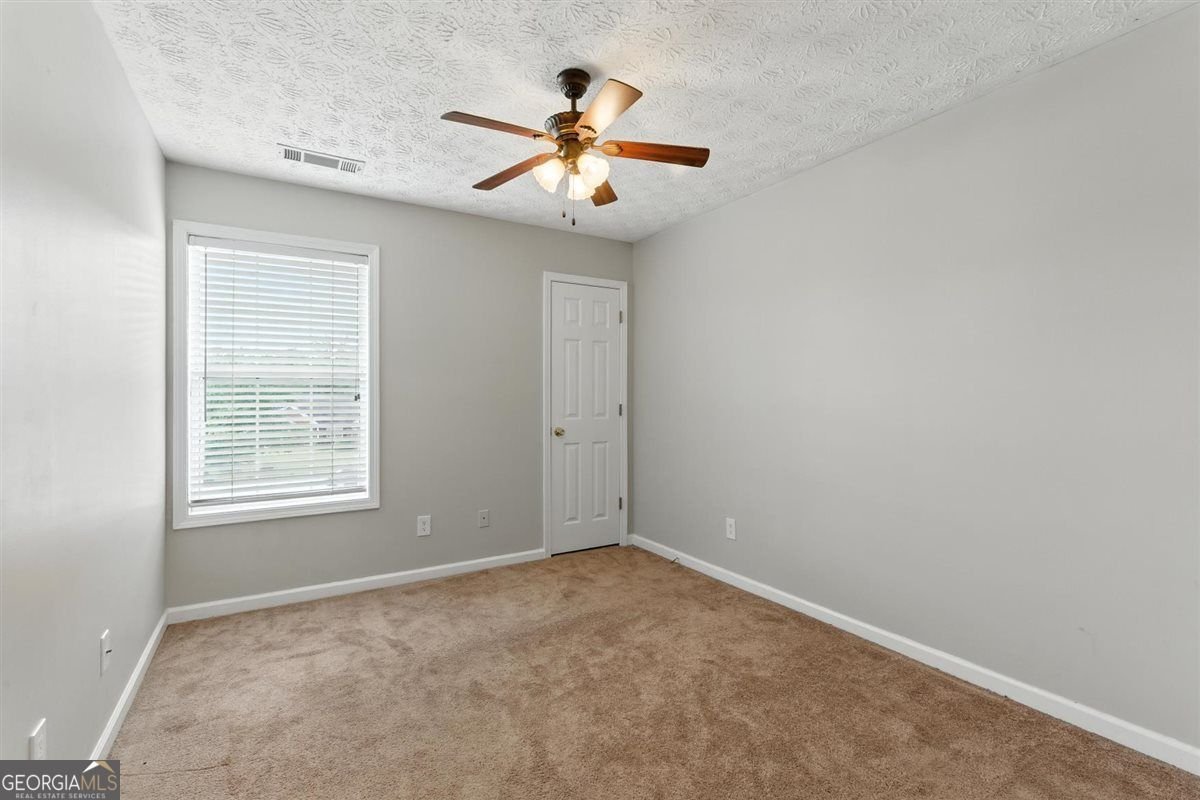 150 Crestworth Xing Powder Springs - 27