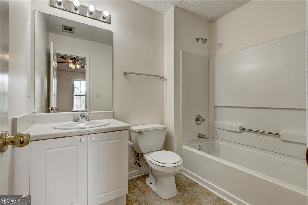 134 Watercress Court Stockbridge - 2