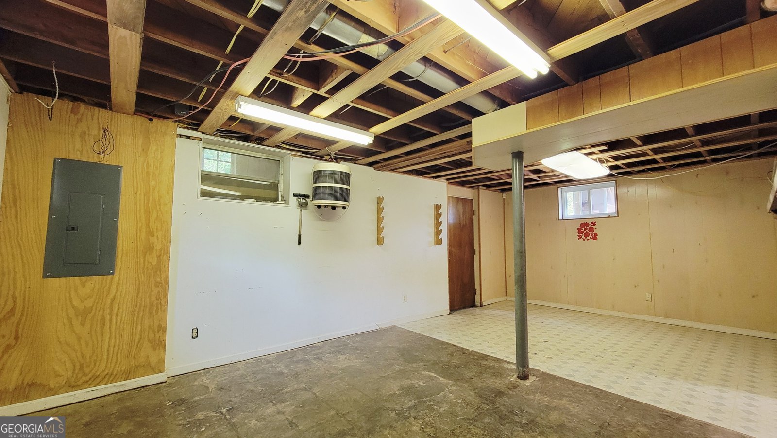 1527 Patricia Drive Morrow - 54