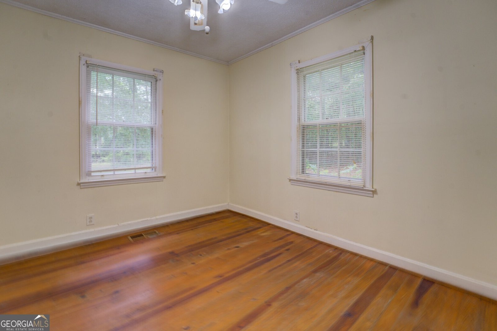 6111 Old Monticello Street Covington - 22