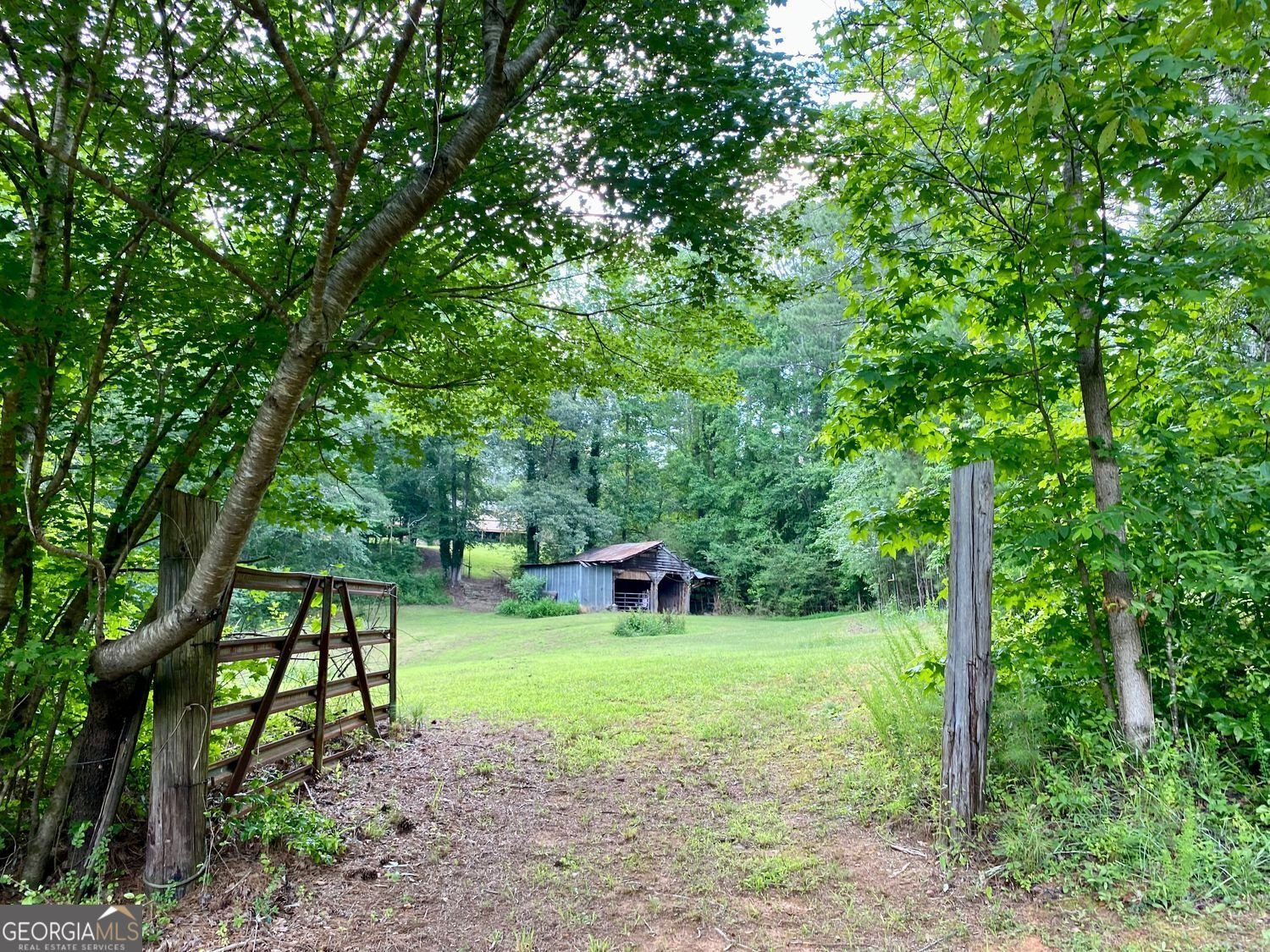 7680 Banks Mill Road Road Douglasville - 44