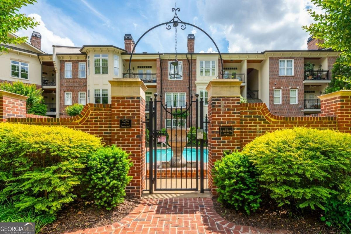 825 825 Highland Lane Atlanta - 1