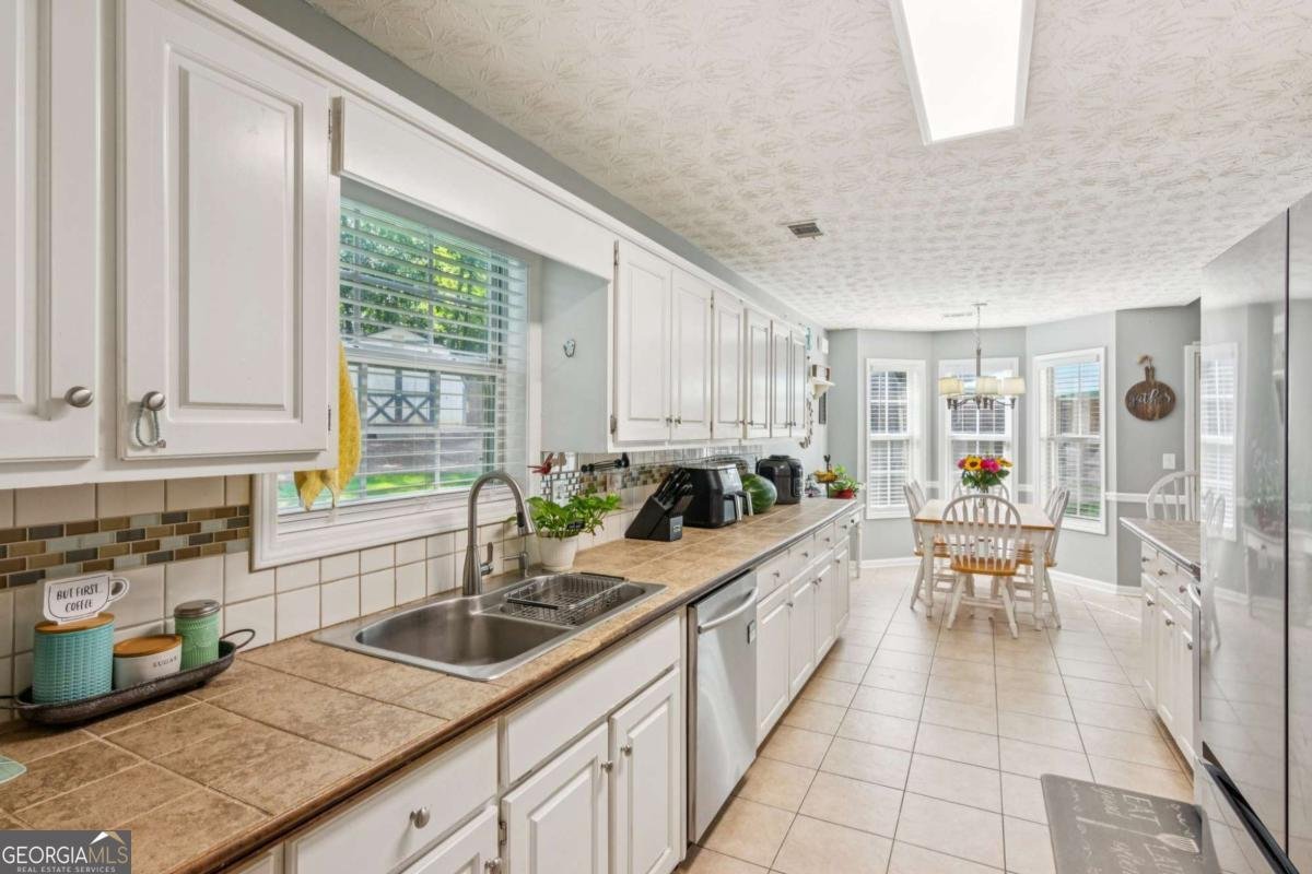 182 182 Regency Drive Bethlehem - 11