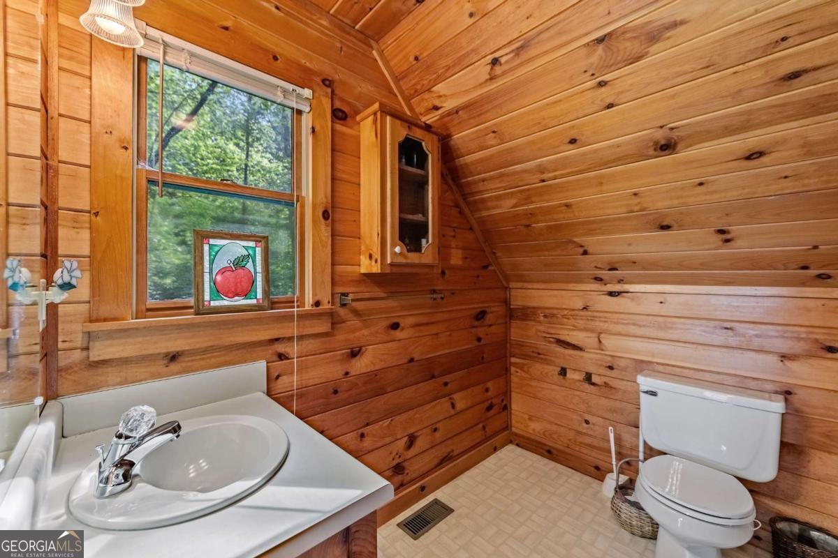 35 35 The Bluff Morganton - 39