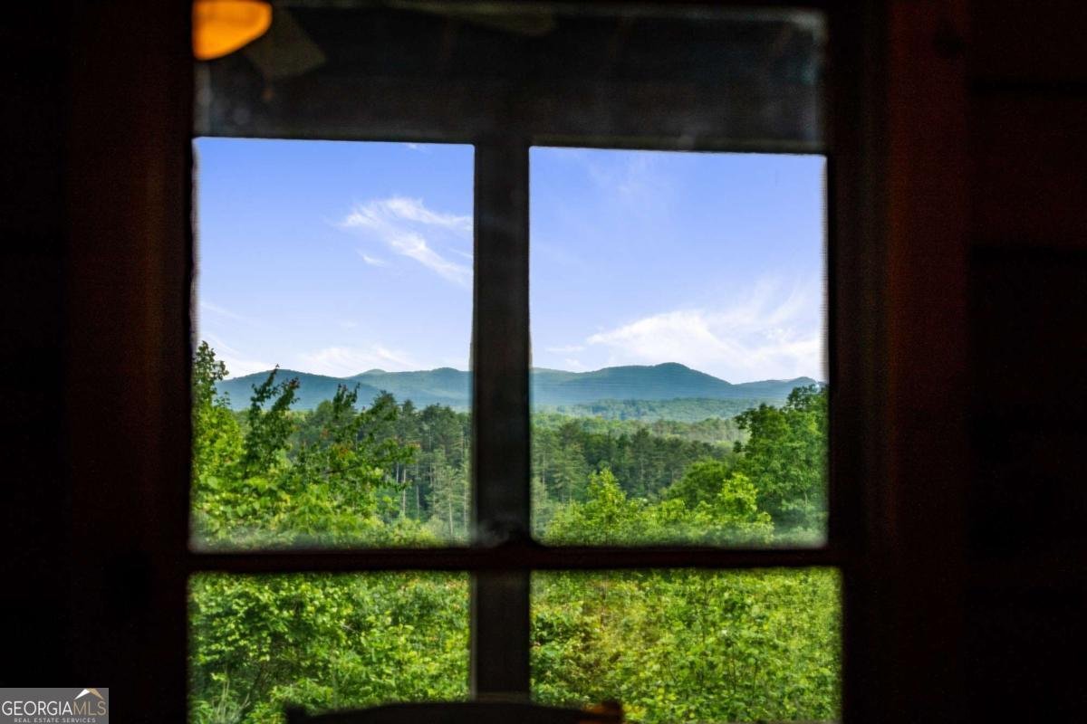 35 35 The Bluff Morganton - 42