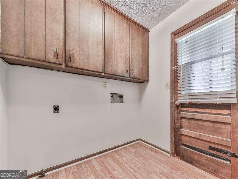 10381 Cherokee Drive Canton - 24