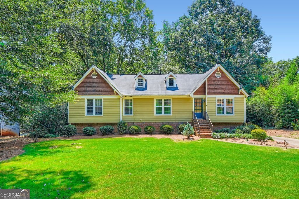 350 Lamplighter Lane Marietta - 1