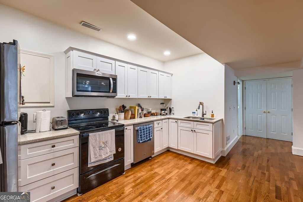 350 Lamplighter Lane Marietta - 23