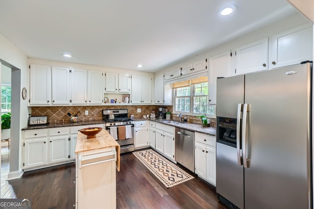 350 Lamplighter Lane Marietta - 9