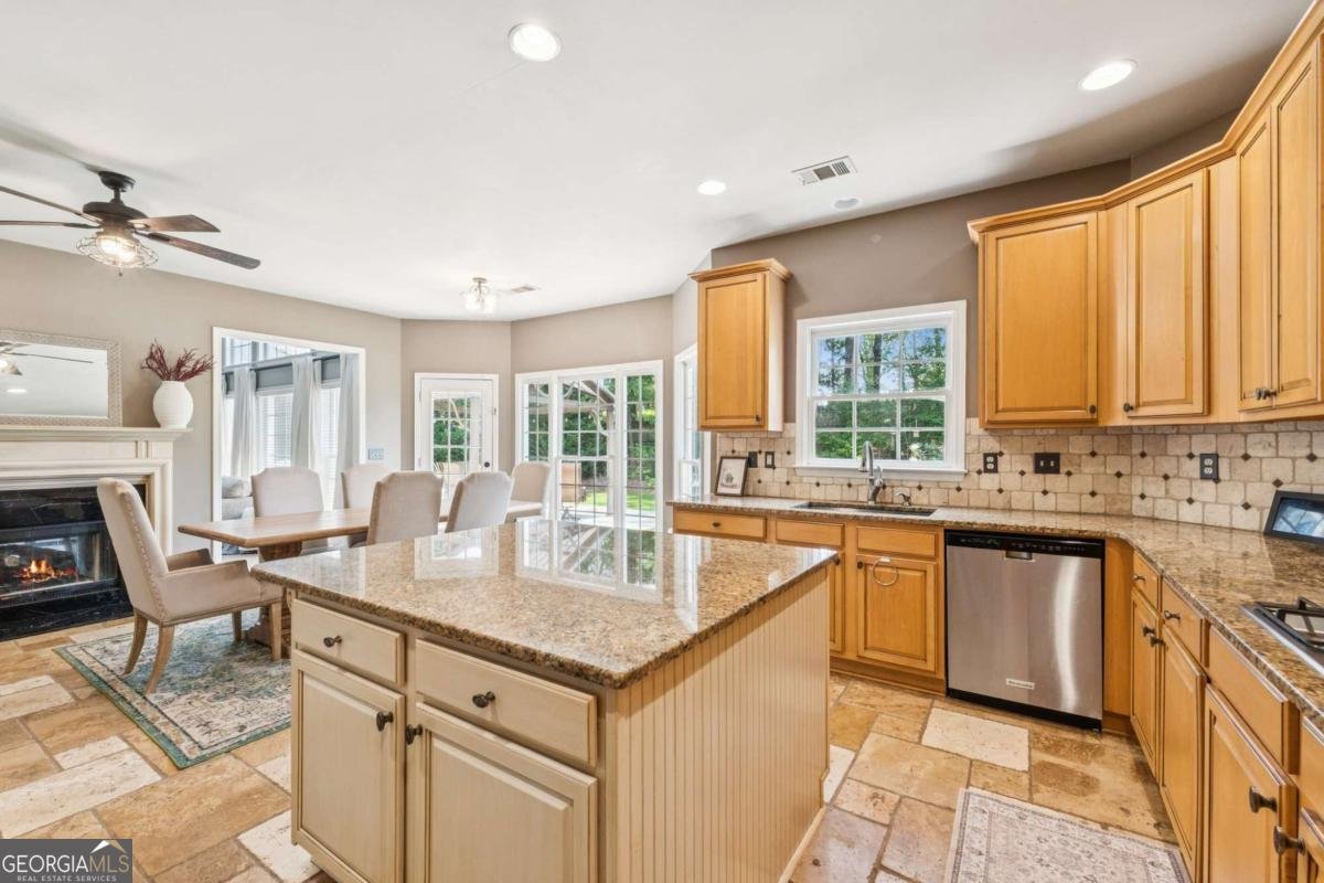 2720 Stillwater Lake Lane Marietta - 10
