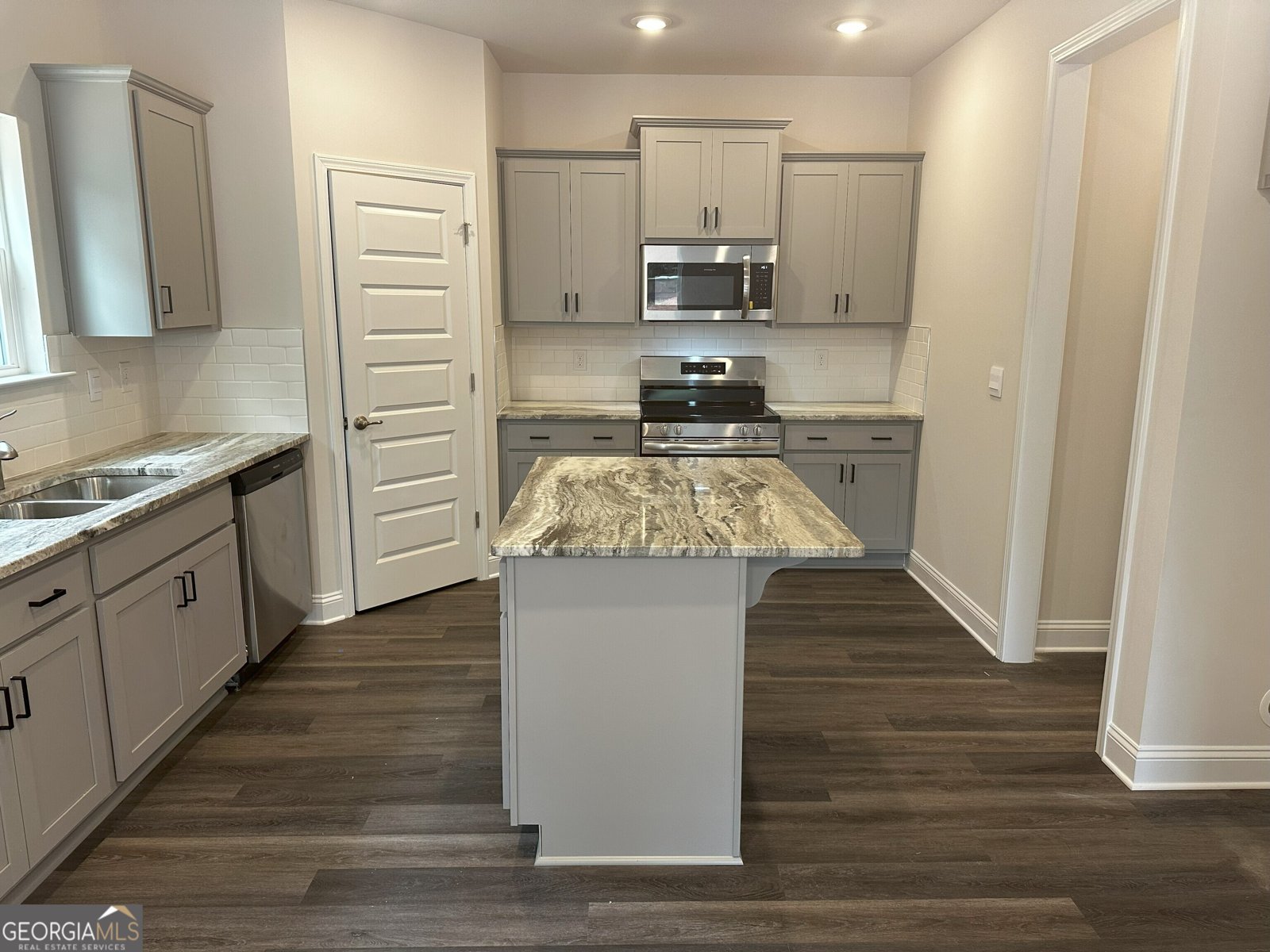 212 Laney Drive Carrollton - 14