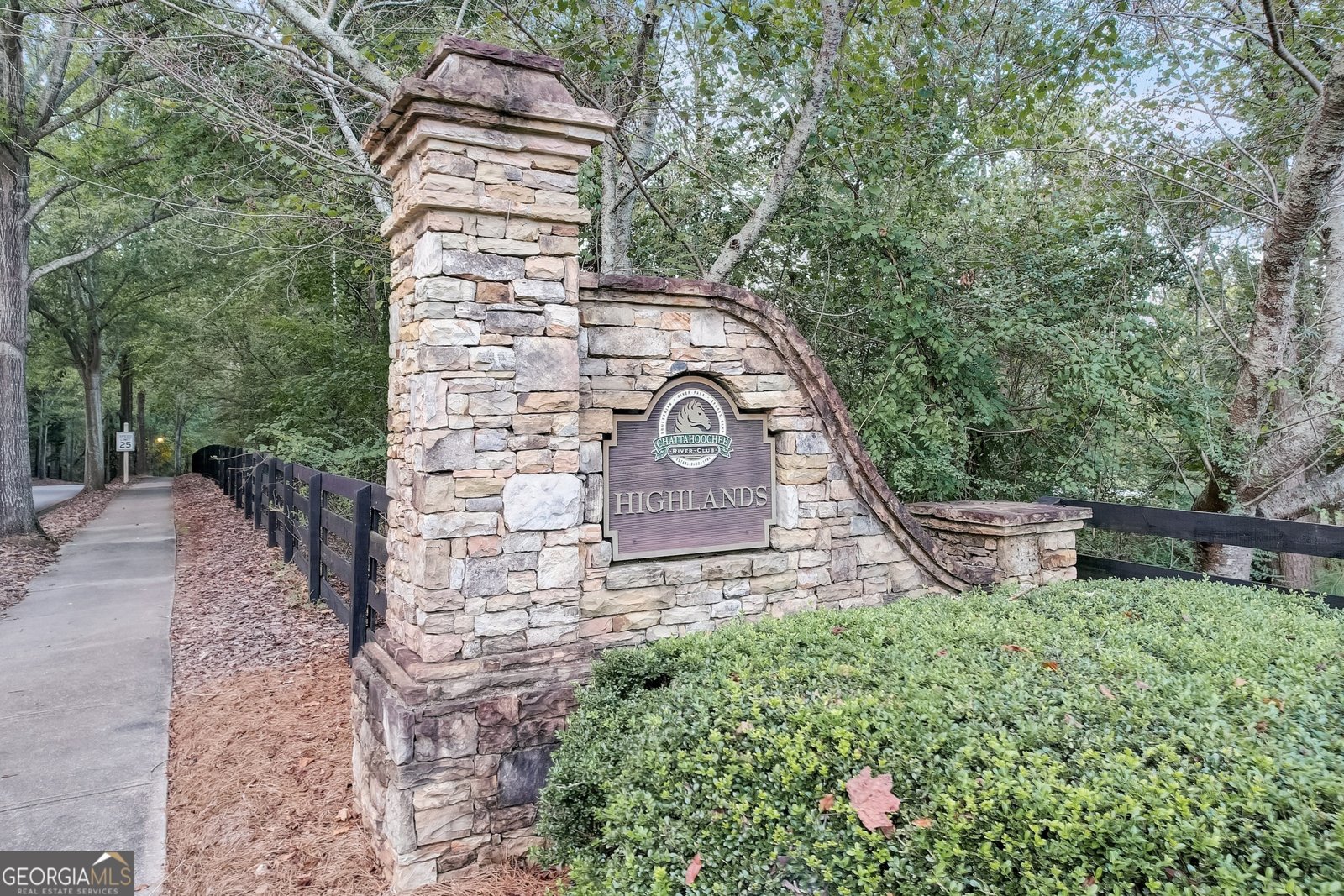 3845 OVERLAKE Drive Cumming - 37