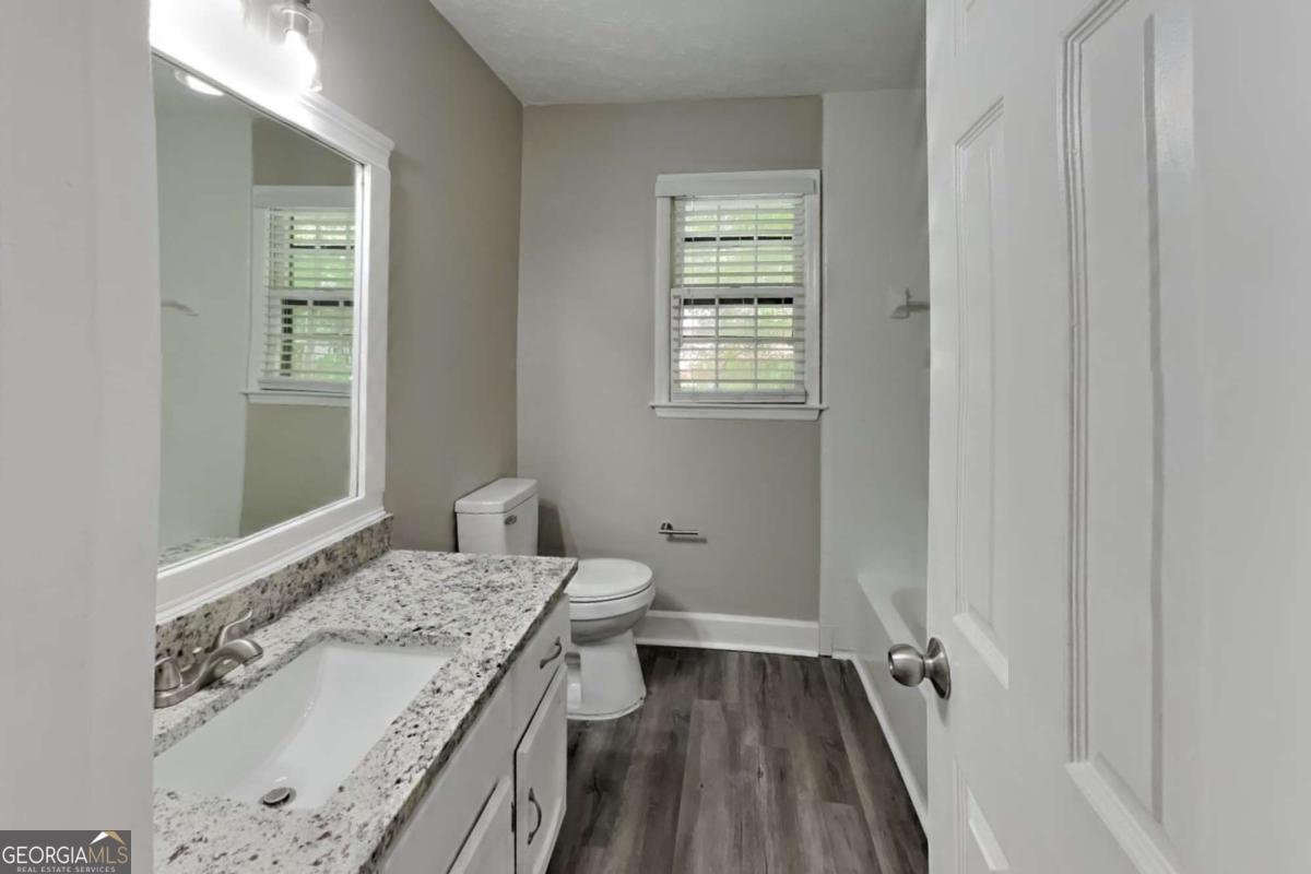 650 Lake Forest Court Roswell - 17