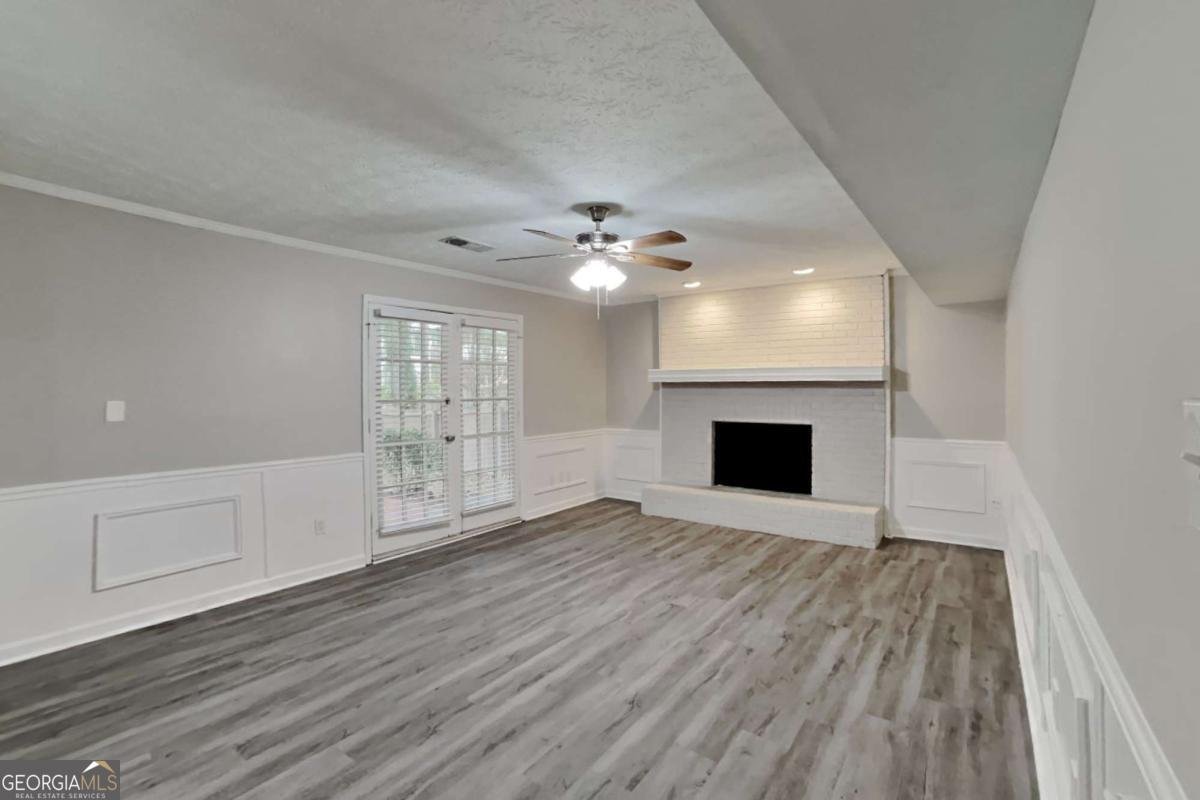 650 Lake Forest Court Roswell - 2