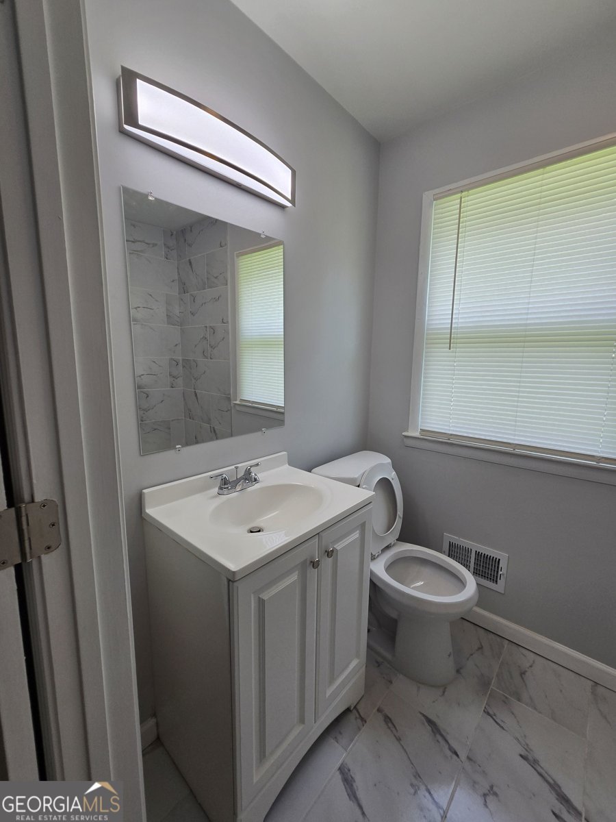 993 Roosevelt Drive Atlanta - 12