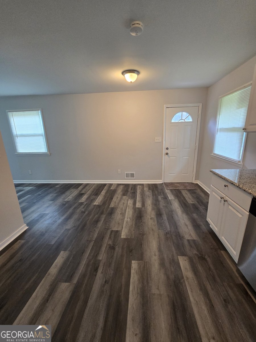 993 Roosevelt Drive Atlanta - 8
