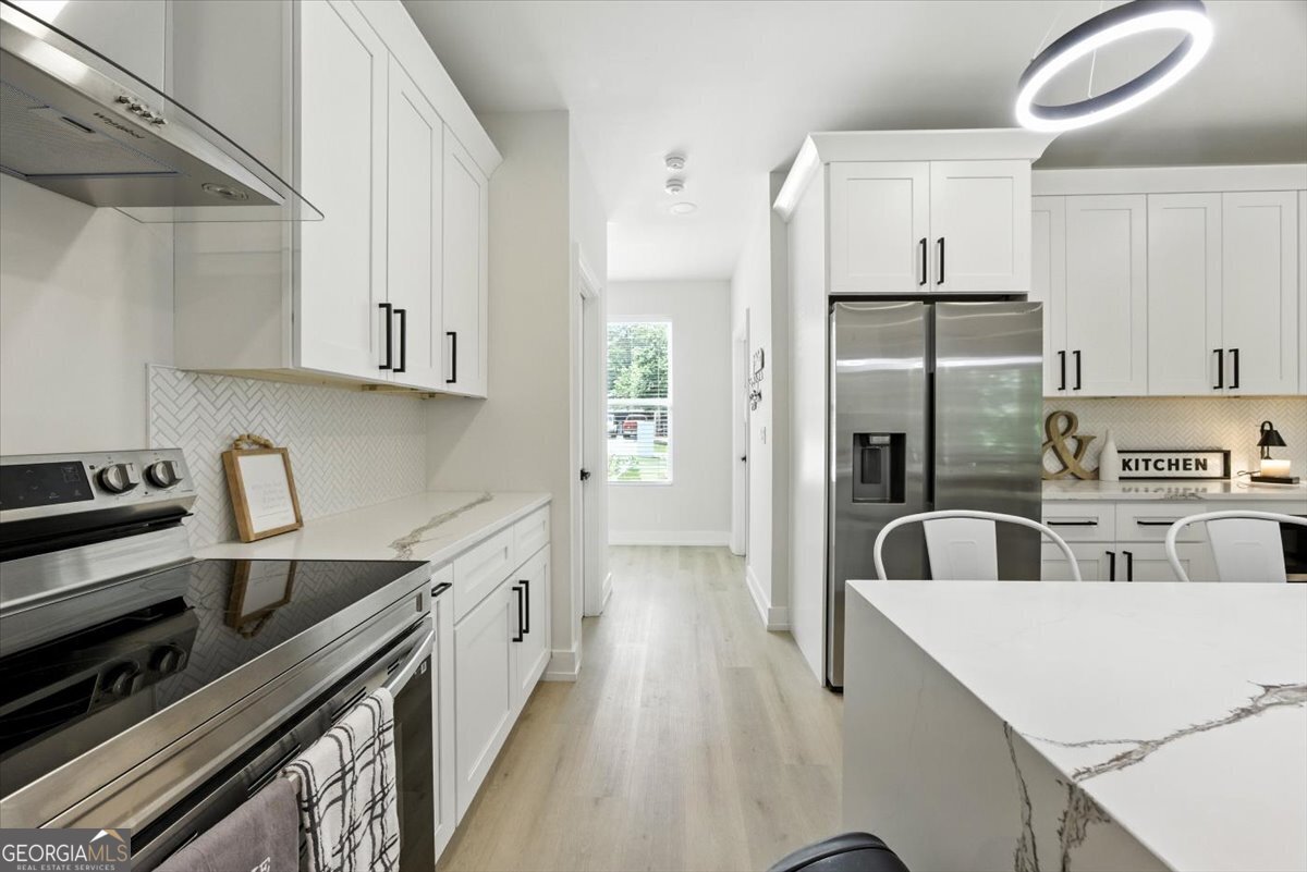 100 100 Lakeside Drive Forsyth - 12