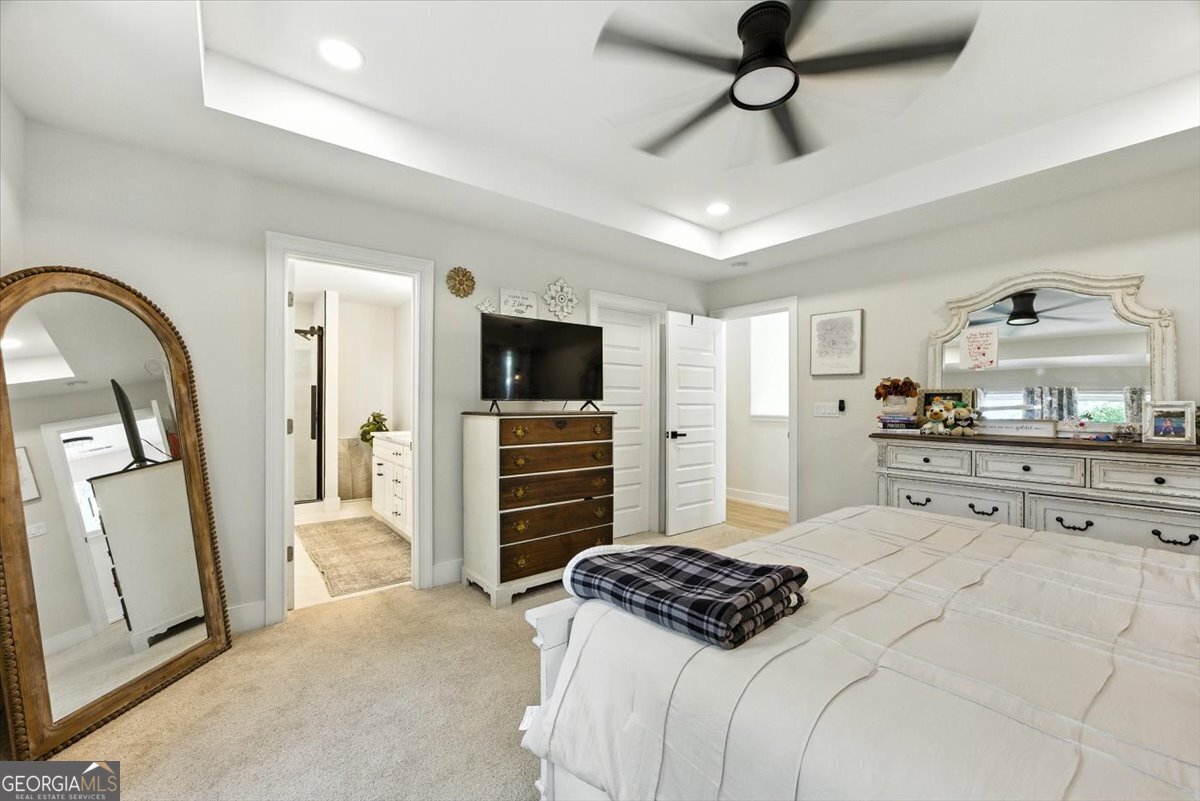 100 100 Lakeside Drive Forsyth - 17