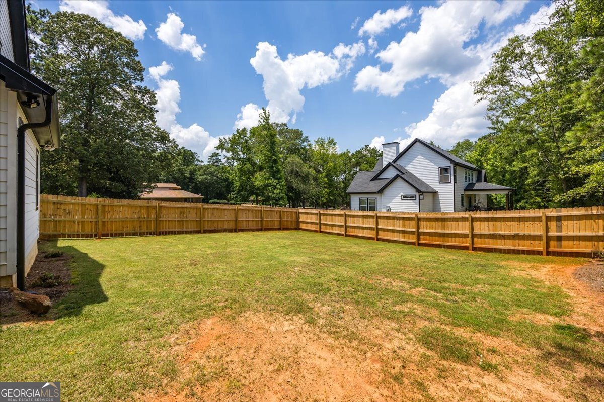 100 100 Lakeside Drive Forsyth - 27