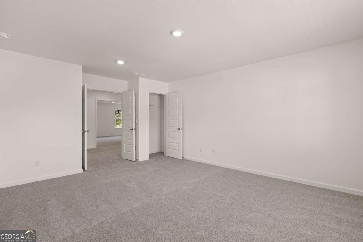 1821 LaceBark Elm Way Lawrenceville - 45