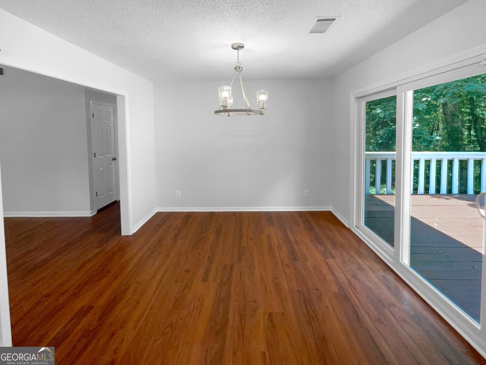 2827 2827 Gillsville Highway Gainesville - 20
