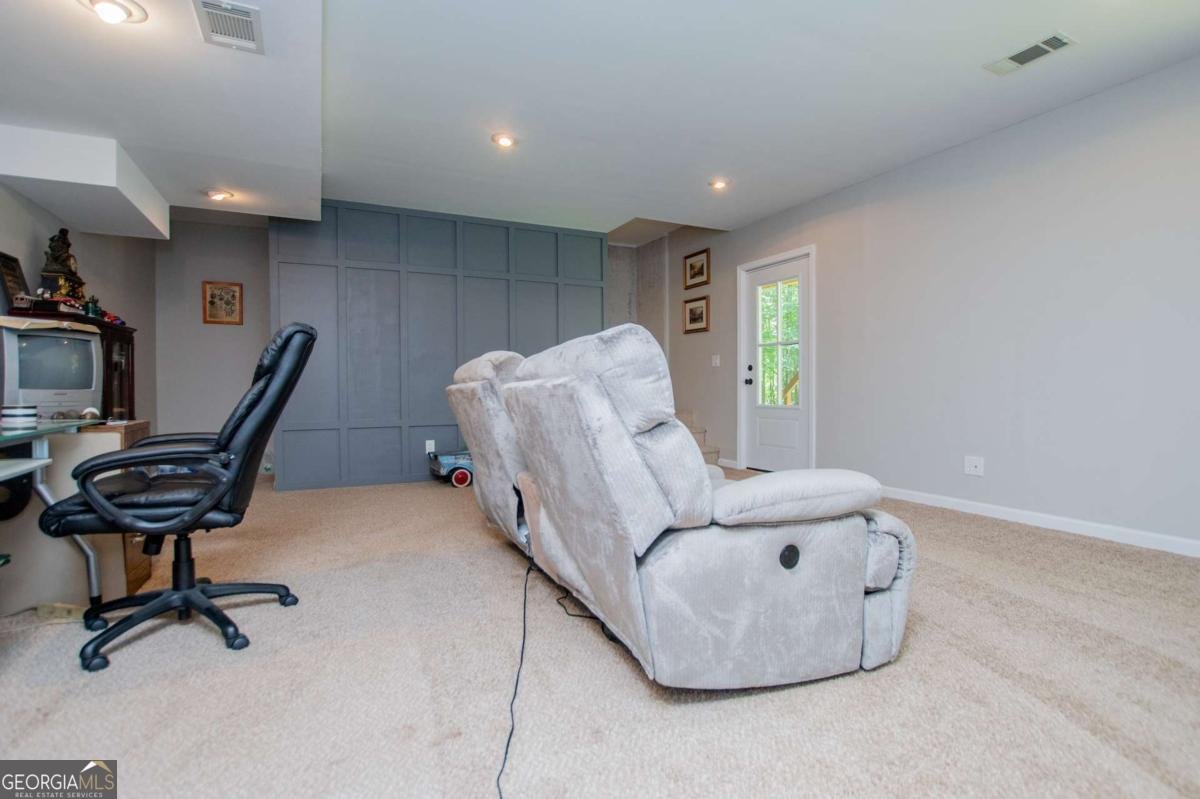 301 East Highway 5 Roopville - 38