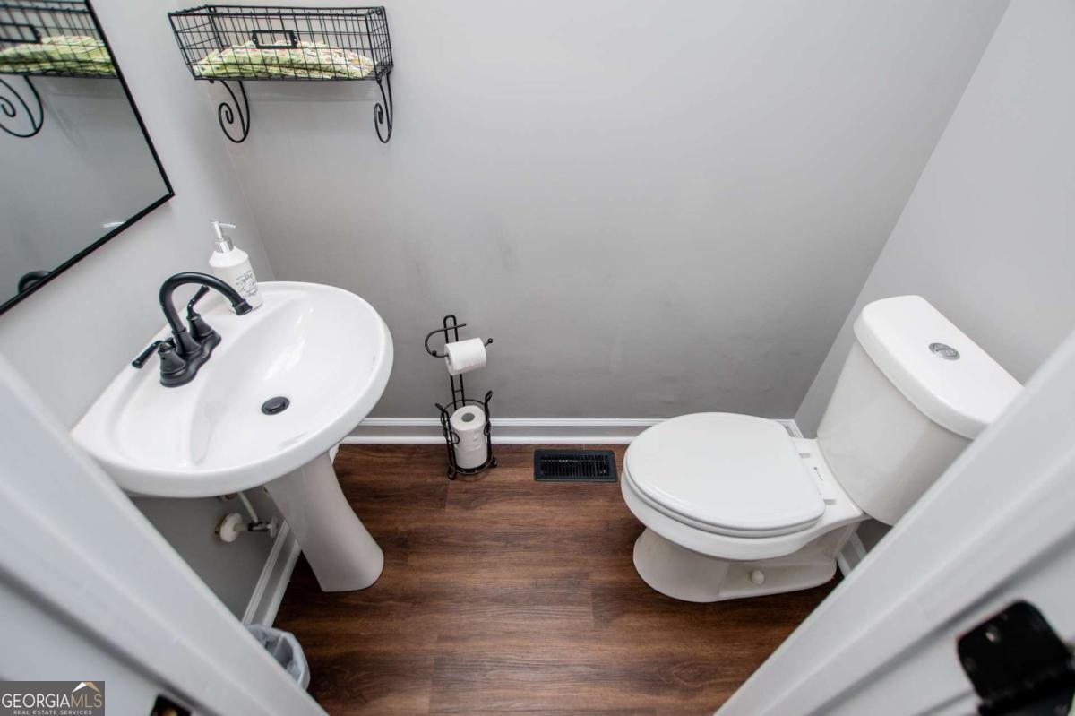 301 East Highway 5 Roopville - 9