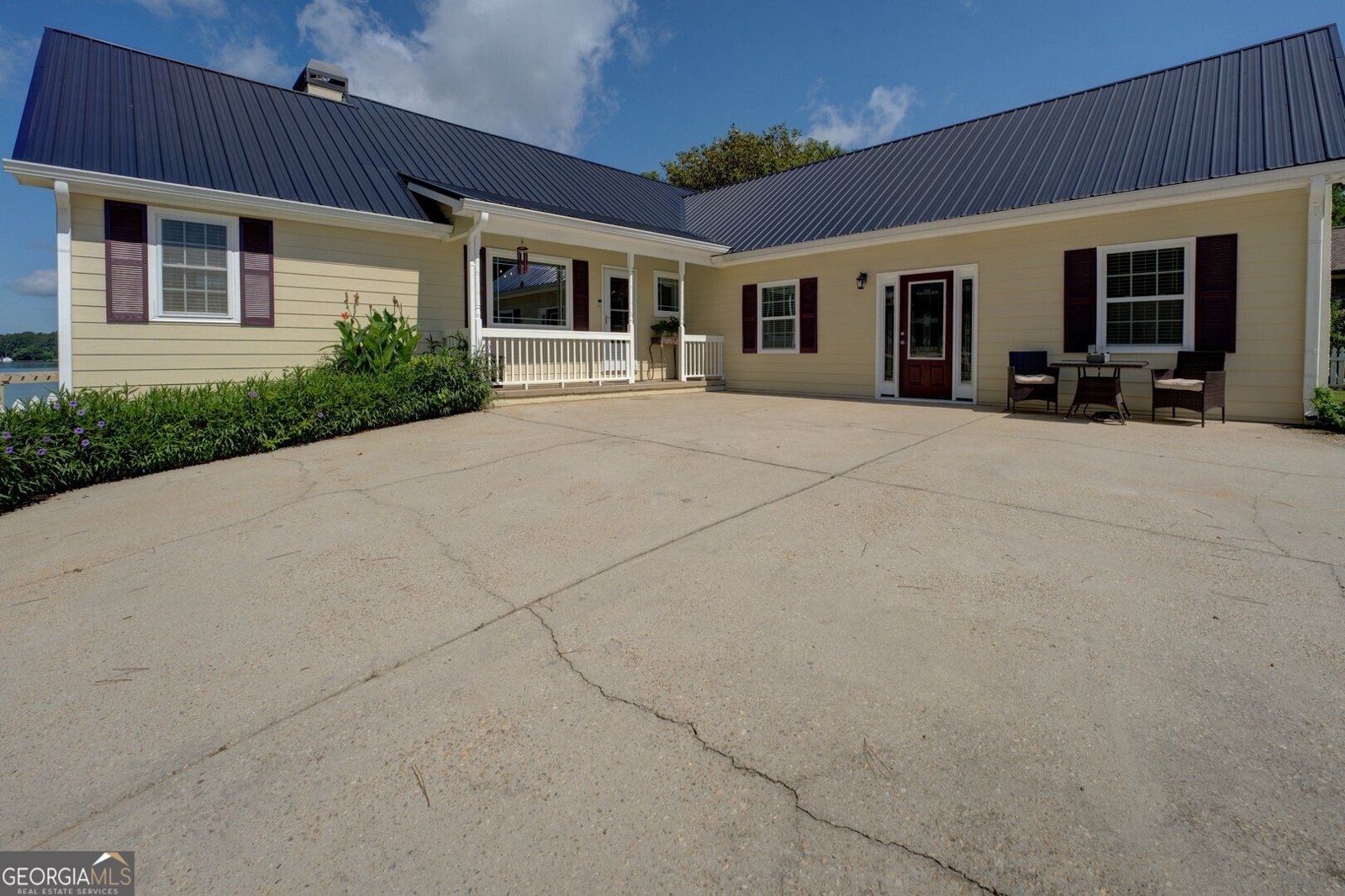 8950 Jackson Lake Road Monticello - 53