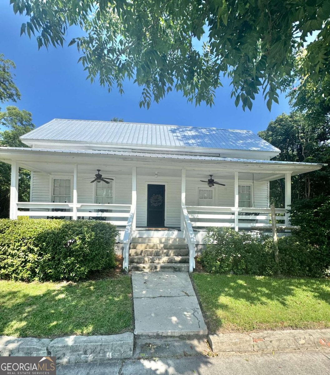 512 Main Street Collins - 1