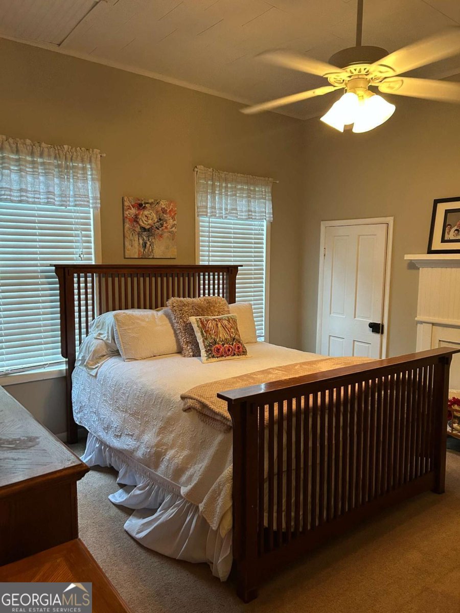 512 Main Street Collins - 14