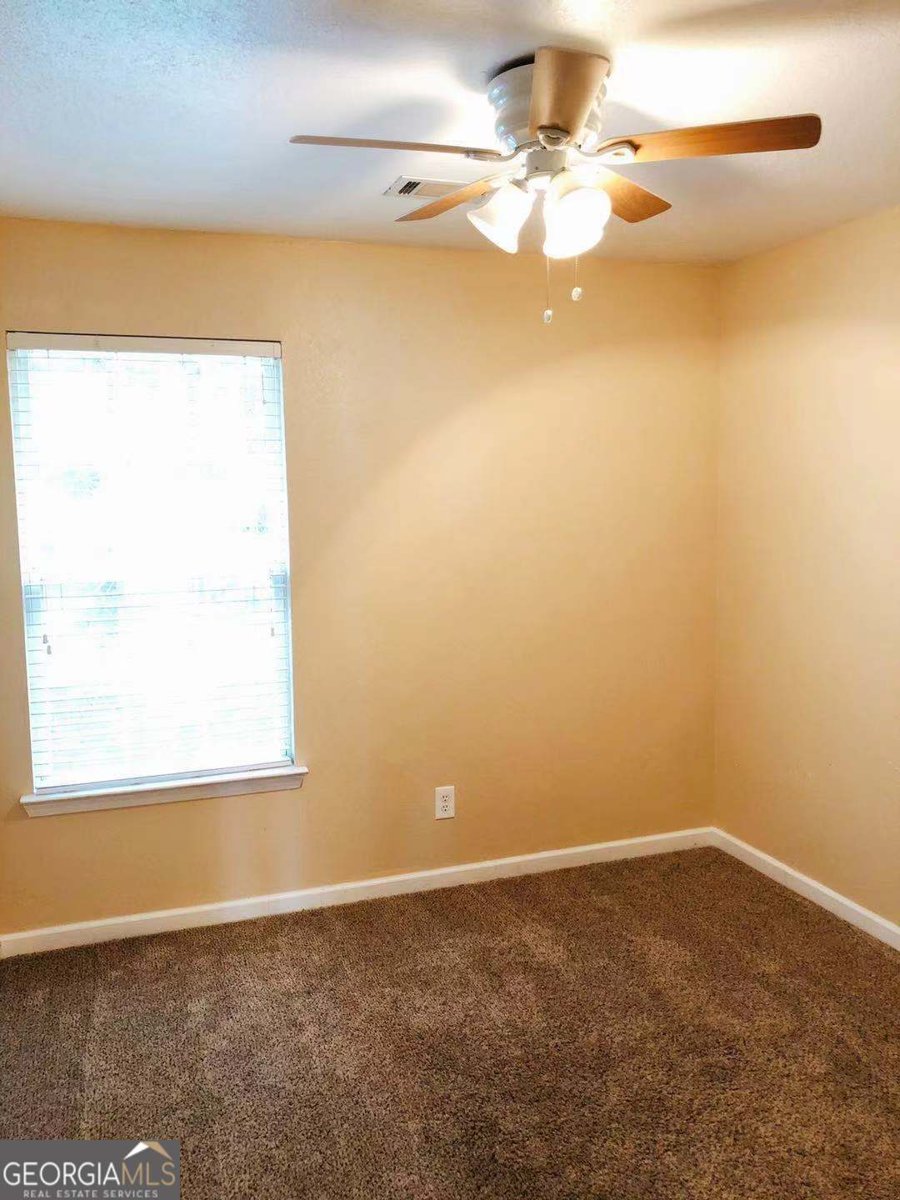 301 Brookview Drive Riverdale - 10
