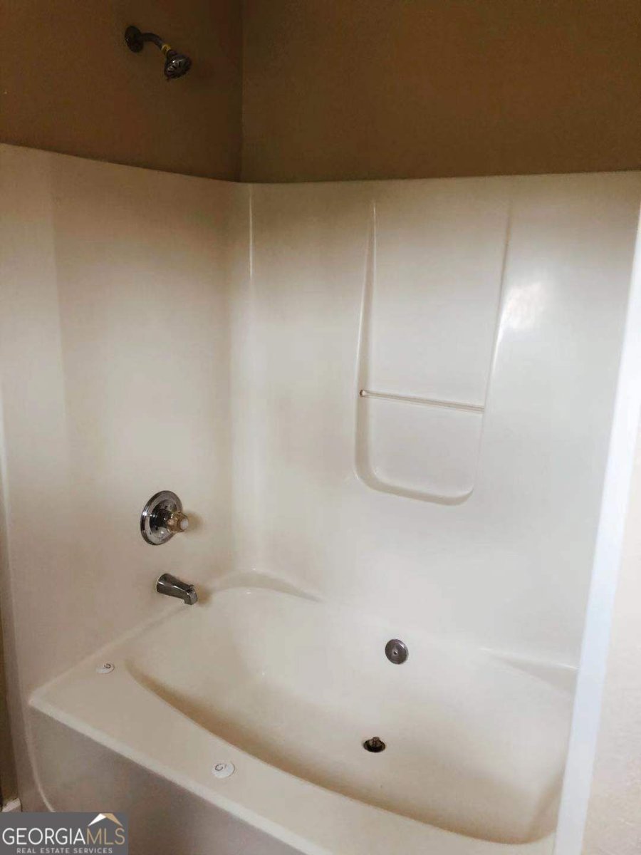 301 Brookview Drive Riverdale - 16