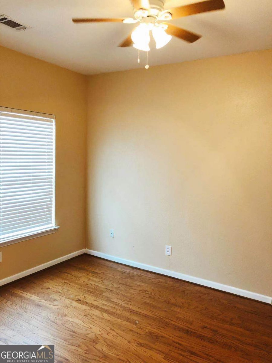 301 Brookview Drive Riverdale - 4