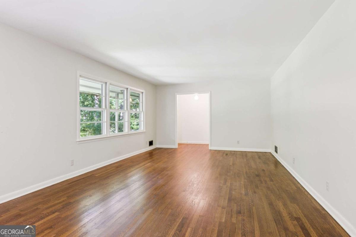 1646 Rainier Falls Drive Atlanta - 16