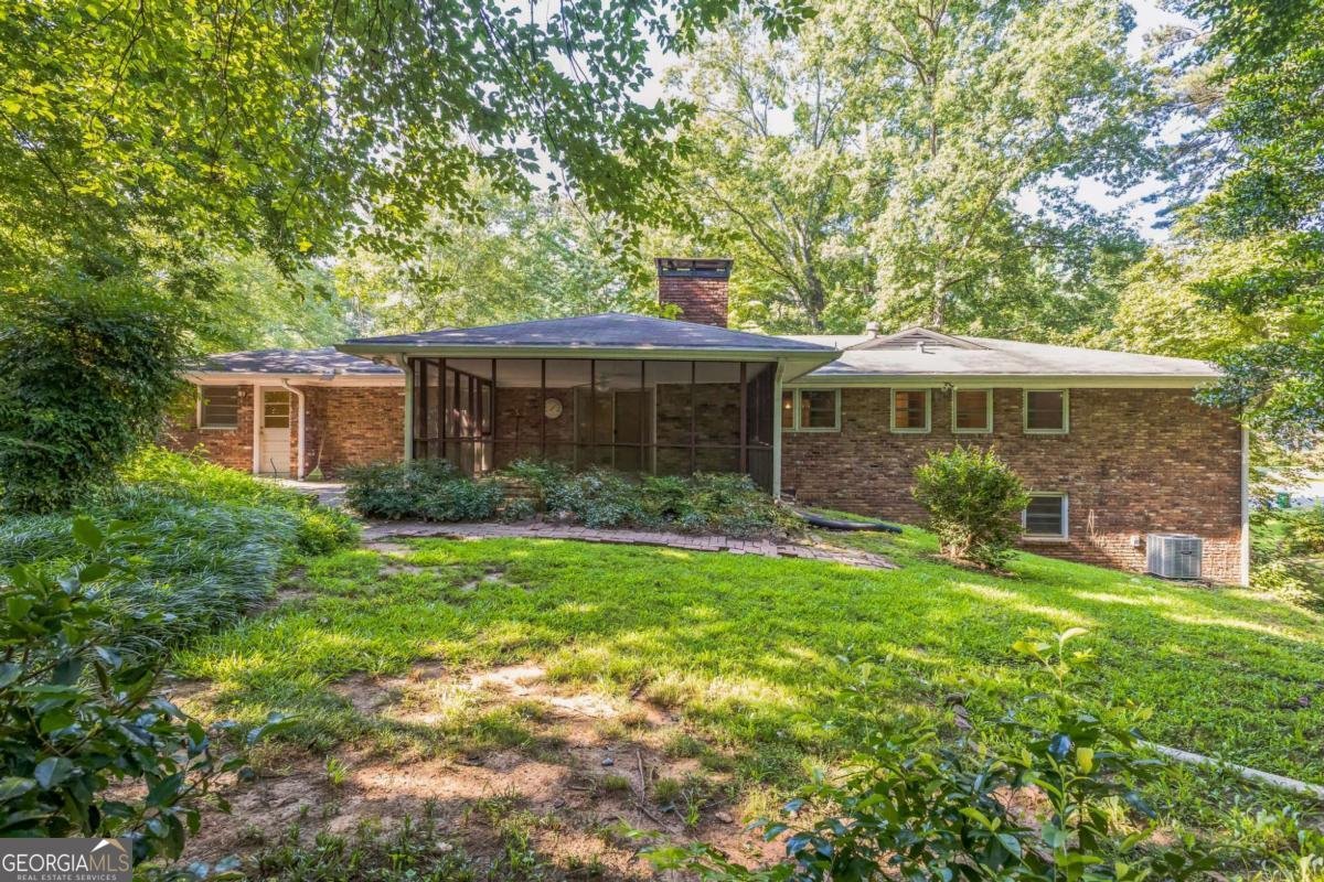 1646 Rainier Falls Drive Atlanta - 30