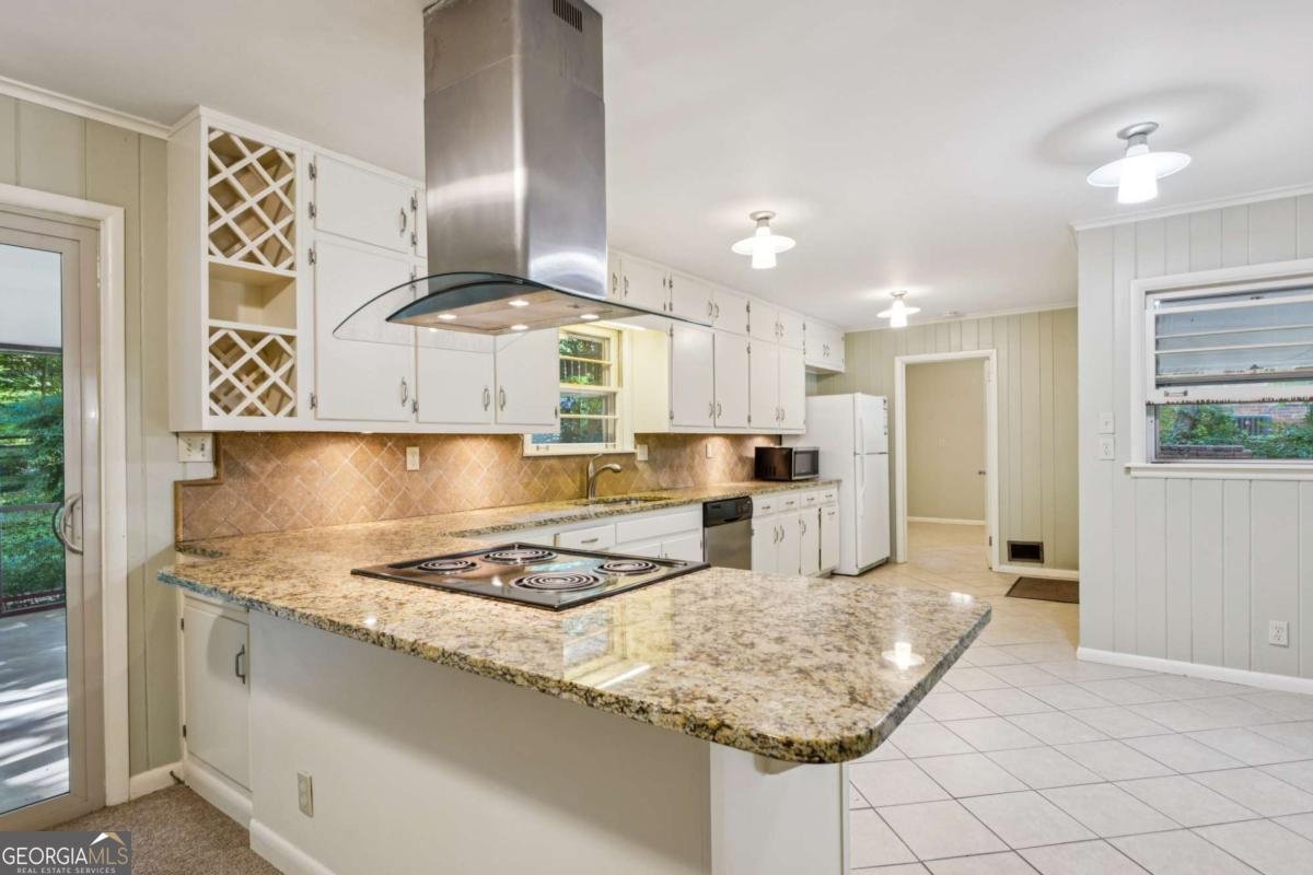 1646 Rainier Falls Drive Atlanta - 9