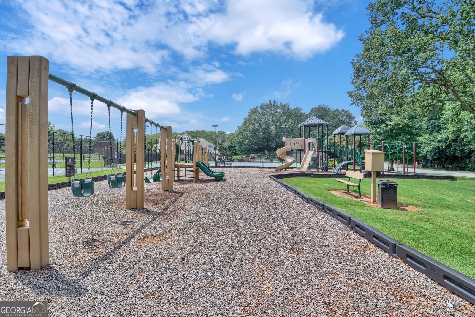 425 Birkdale Drive Fayetteville - 53