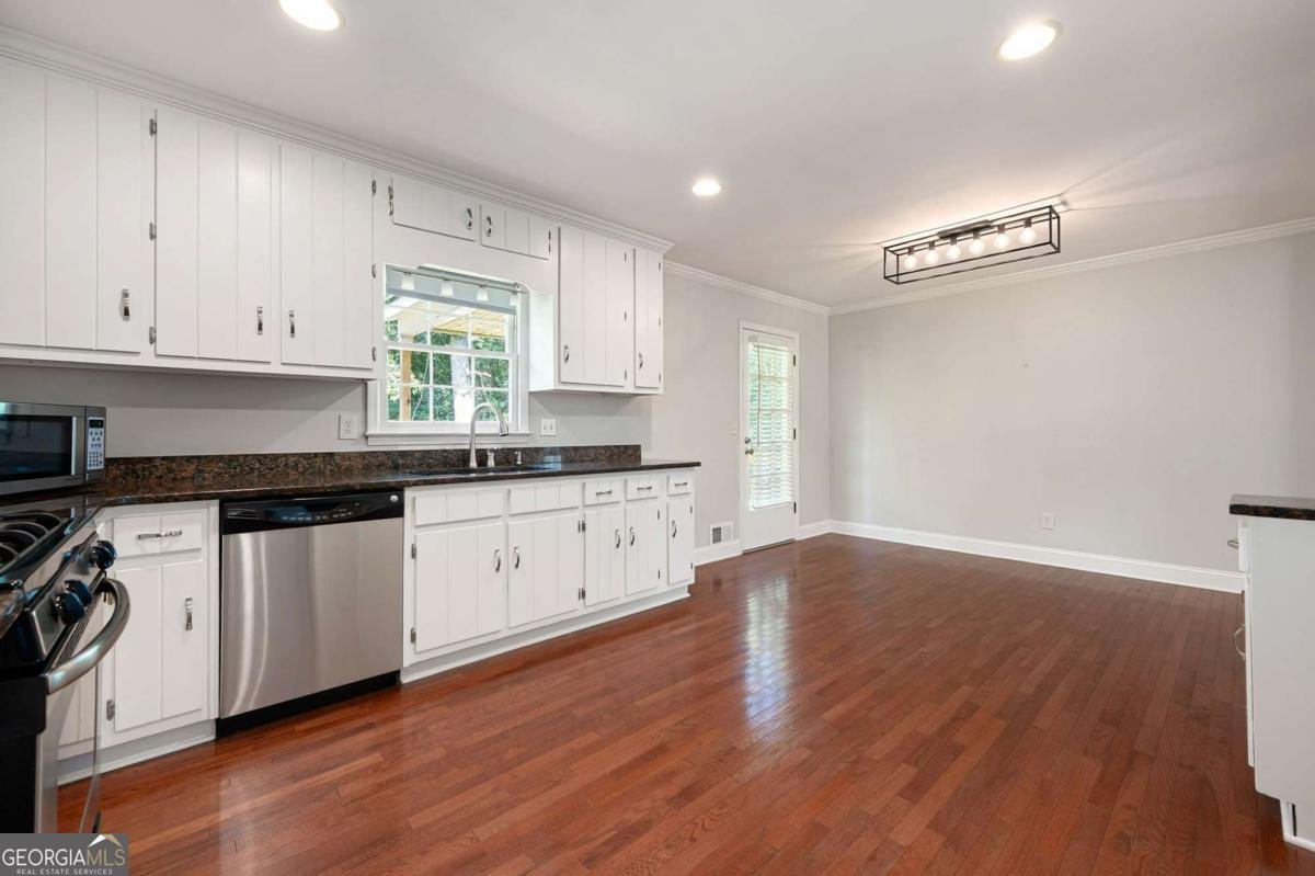 2880 2880 BRETT Circle Acworth - 13