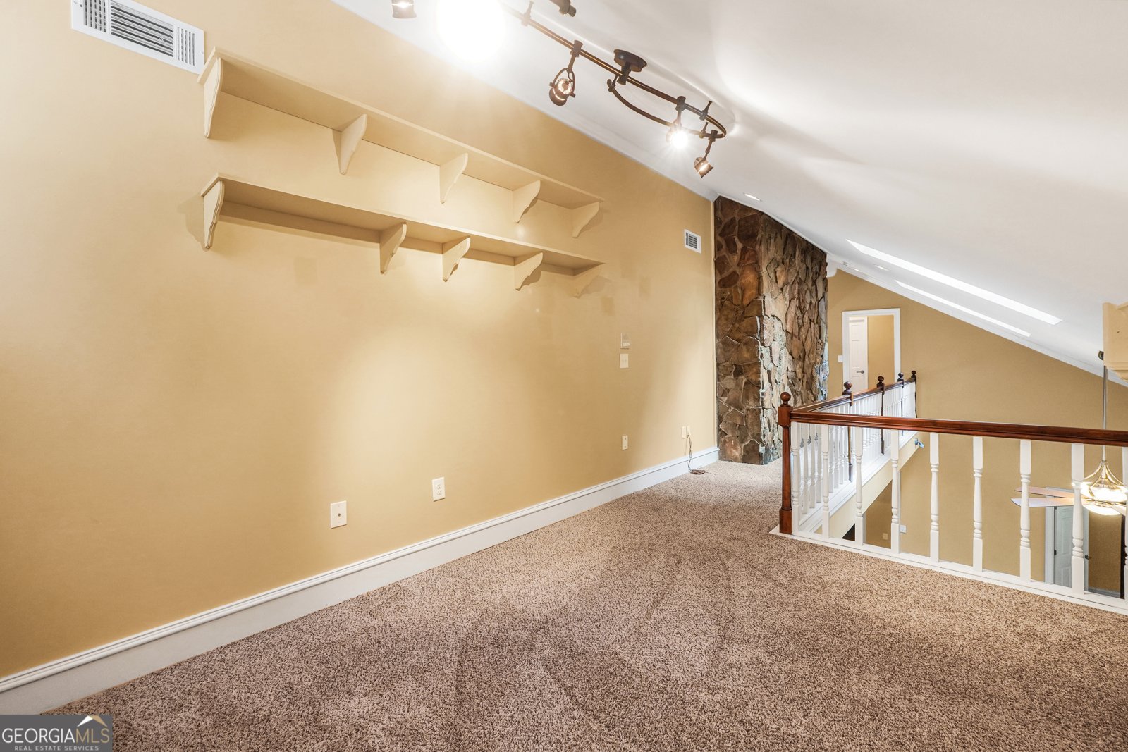 123 Eva Lane Stockbridge - 55
