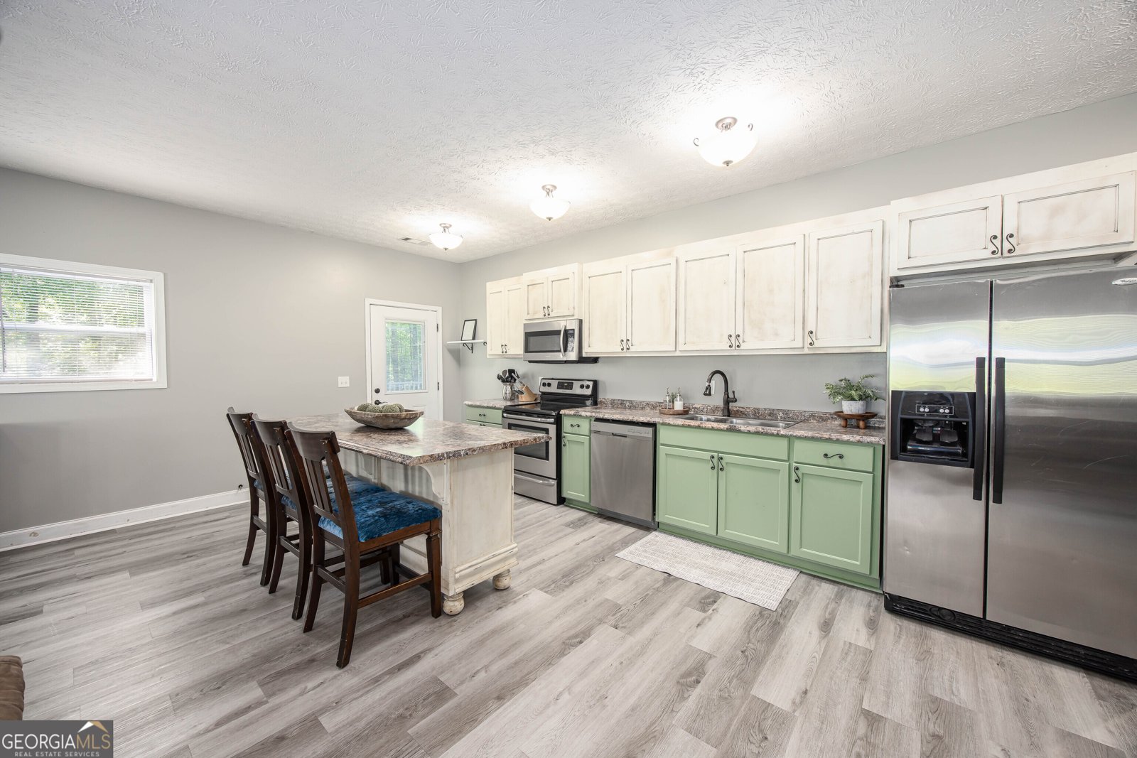 170 Slappy Drive Hamilton - 1