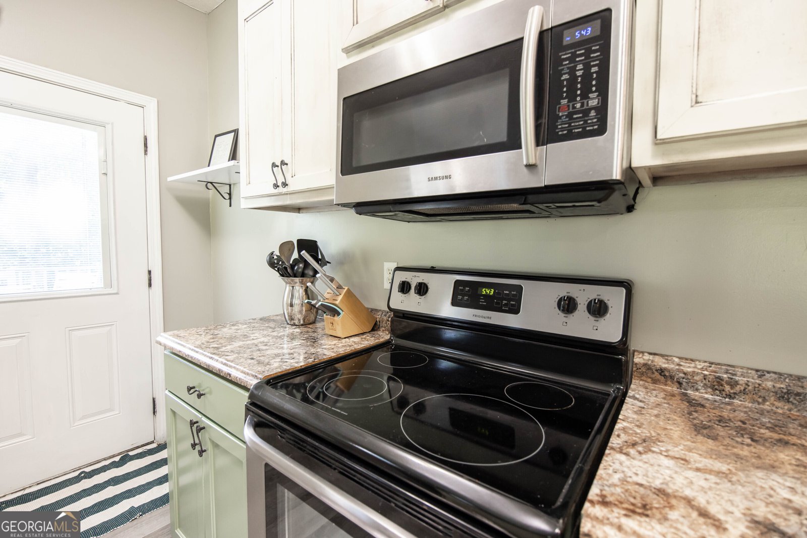 170 Slappy Drive Hamilton - 3
