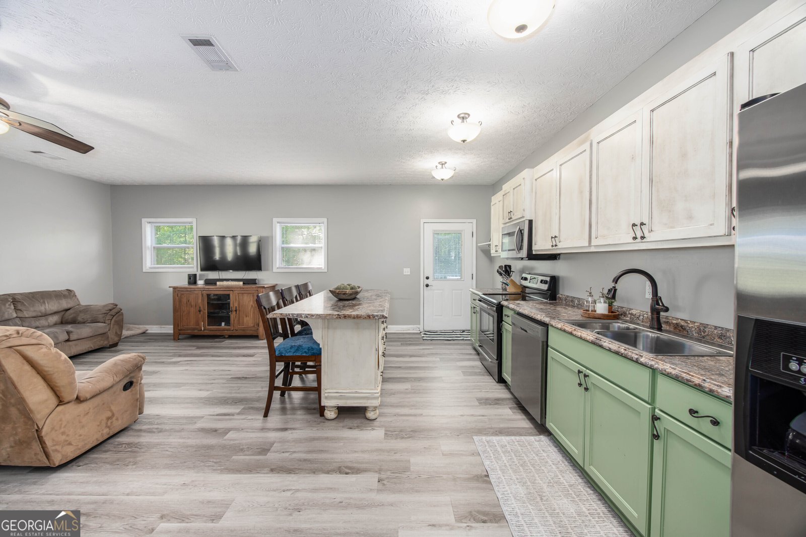 170 Slappy Drive Hamilton - 4