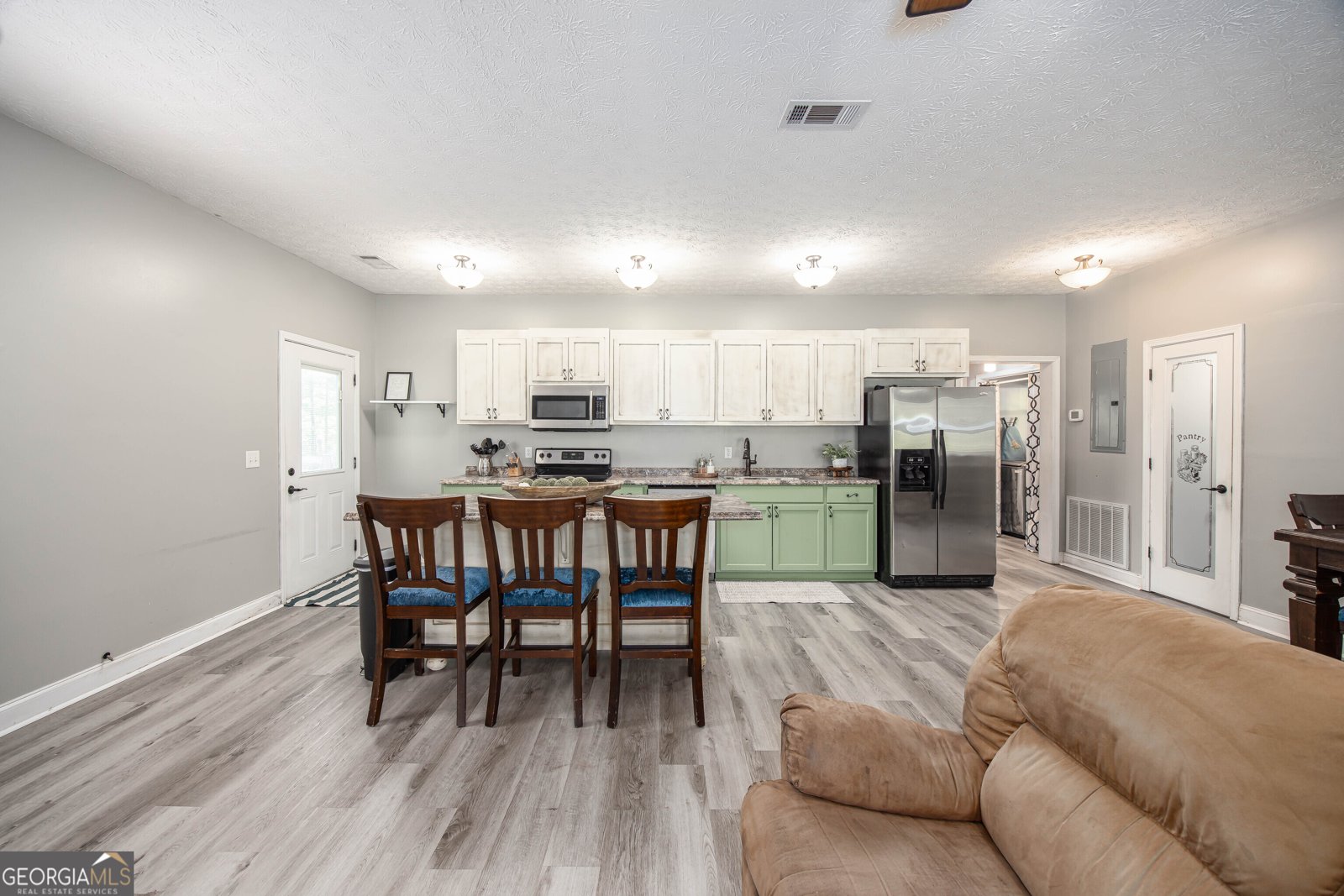 170 Slappy Drive Hamilton - 5