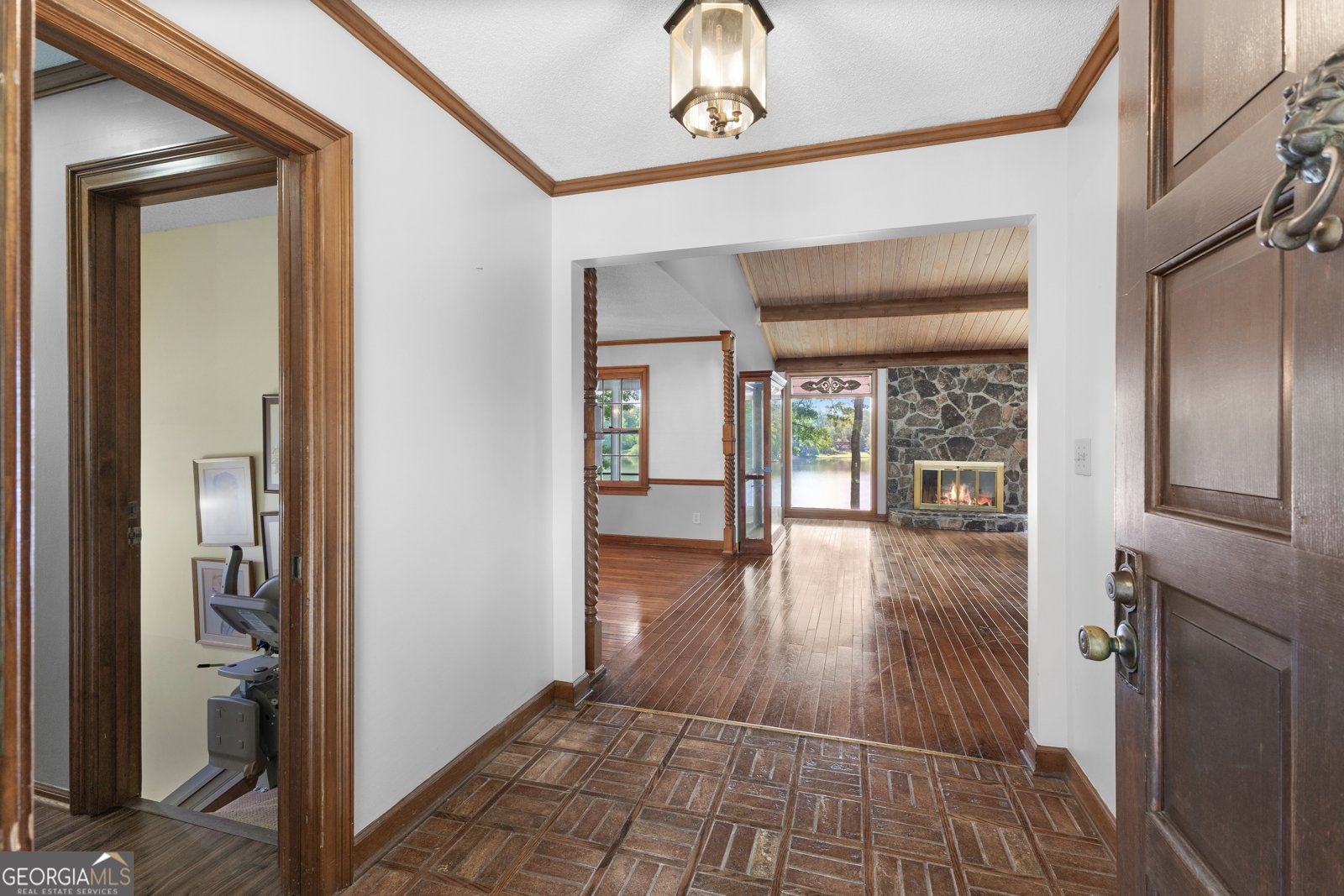 1919 Lake Lucerne Way Lilburn - 14