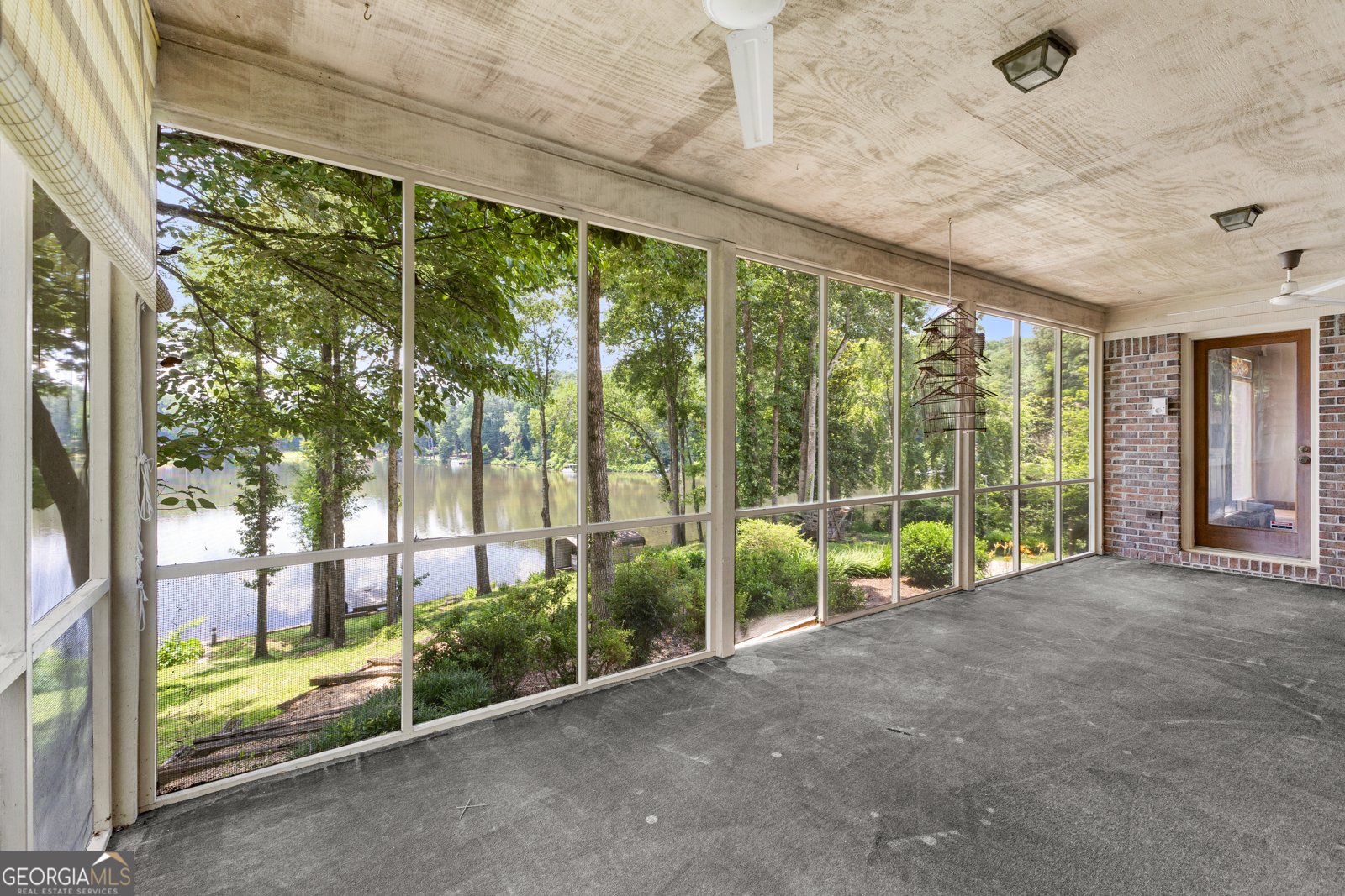 1919 Lake Lucerne Way Lilburn - 23
